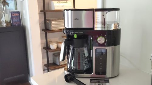 MultiServe Coffee Machine 7 Programmable Brew Sizes / 3 Strengths + Iced Coffee & Hot Water for Tea, Glass Carafe (10-Cup), Stainless/Black, KF9150BK photo review